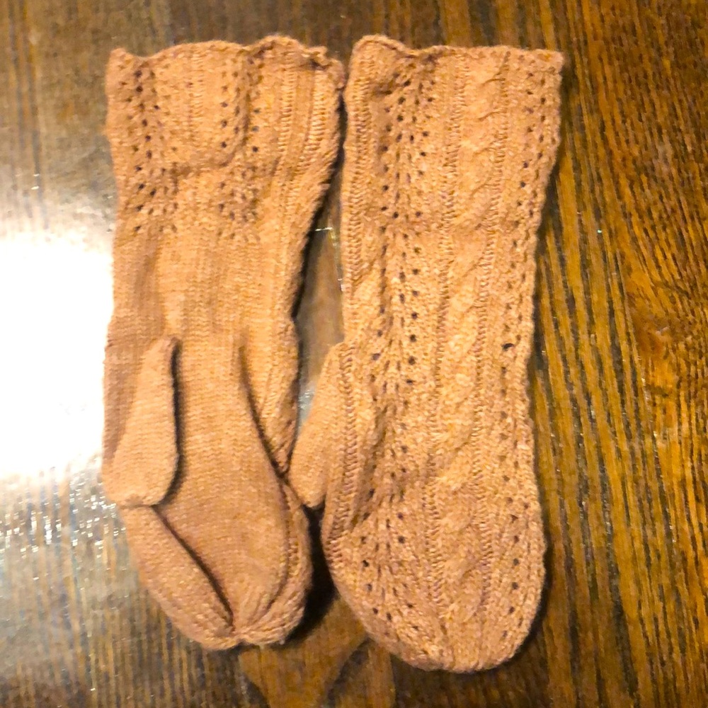 Ralph Lauren Tan Mittens